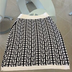 Mimi Black and White Patterned Skirt